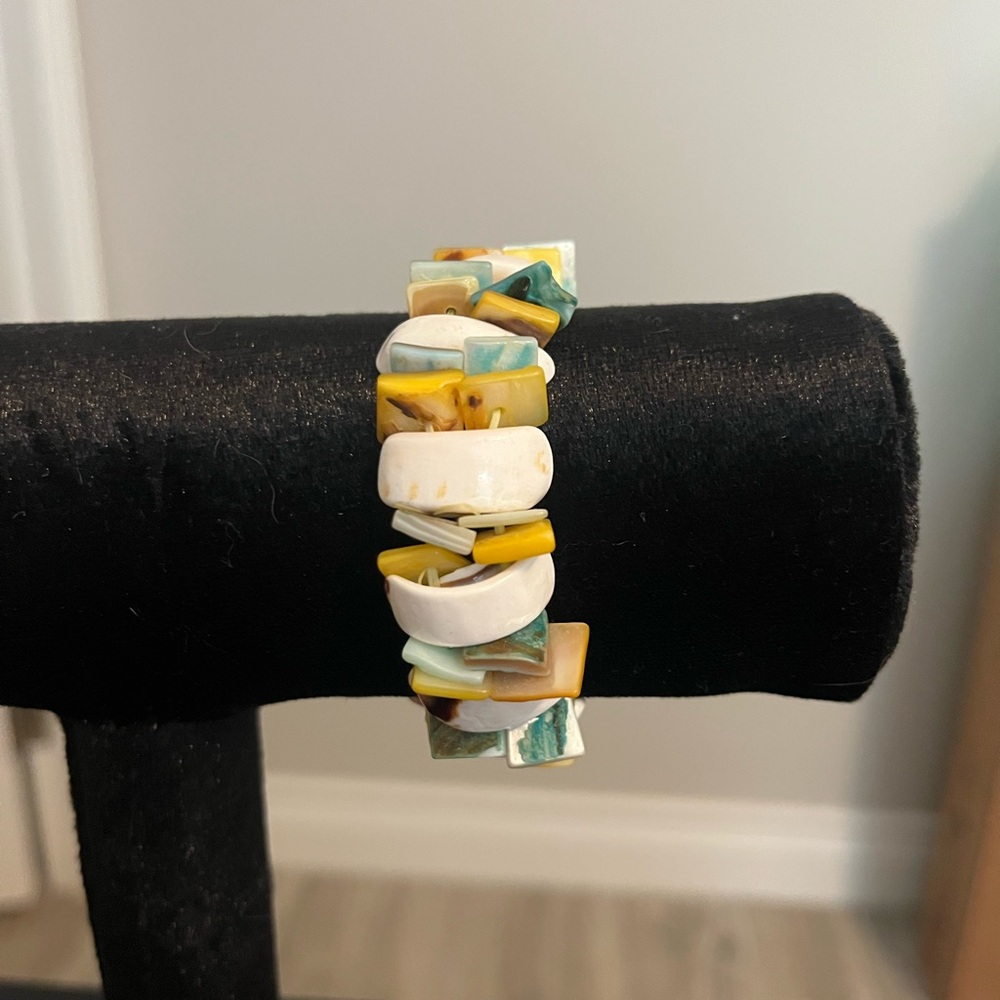 Multicolor Stone/Shell Bracelet